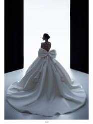 -至臻微拉婚纱摄影