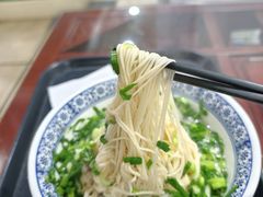 -陇上全荟兰州传统牛肉面(延吉路店)