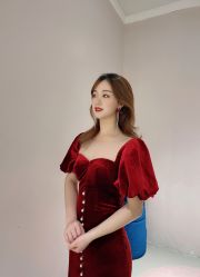 -艾米丽婚纱礼服