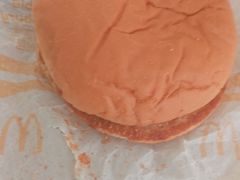 桂林酸竹笋风味板烧鸡腿堡-麦当劳(顾村公园店)
