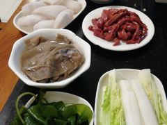 -九尺赵老四鲜鹅肠火锅
