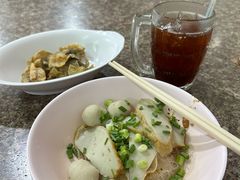 鱼蛋干细米粉-榮泰米粉湯(Left Shop)