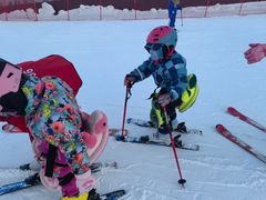 -亚布力新体委滑雪场