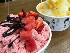 草莓雪奶-梁子刨冰王(鞍山西道店)