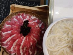 -洪氏嗨捞·猪肚鸡火锅(阳光天地店)