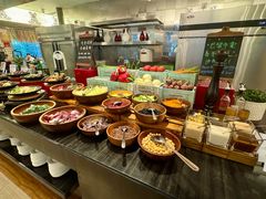 -圣丰索菲特·2 On 988 Café 自助餐厅