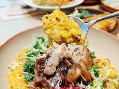 南瓜鸡肉藜麦炖饭-龙治汉堡(中华城店)