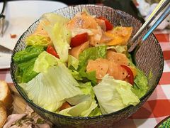 烟熏三文鱼沙拉-安立可意大利美食