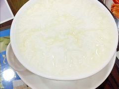 -广信牛奶甜品世家(台东店)