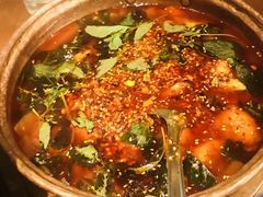 招牌铜锅肥肠鱼-觅山云南菜(泊富ICITY店)