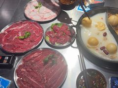 -鹿鸣山草本茶香火锅(园西路店)