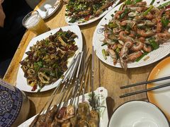 -超越海鲜屋(飞龙物业店)