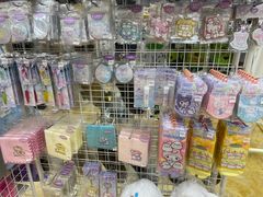 -(株)越後屋デパート