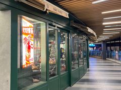 -顶上头•螺蛳粉火锅(德思勤复地星光店)