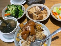 -红猪卤肉饭(大西洋美食城店)