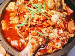 -鸣记脆皮烤鱼·海鲜烤鱼(三八广场店)