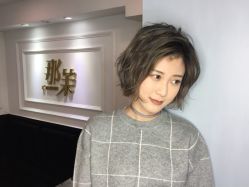 -变画·发型STUDIO