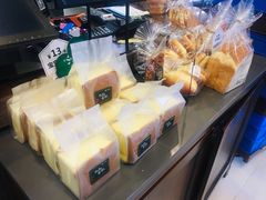 -红跑车蛋糕世界(网巾市店)