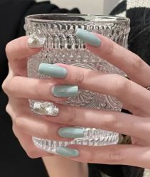 -雪儿·YuKi美甲美睫皮肤管理Salon