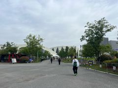 -东方体育中心(地铁站)