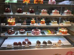 面包甜点陈列柜-仟吉(星汇维港店)