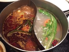 -重庆小天鹅自助火锅店(空港跨境店)