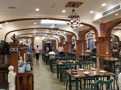 大堂-清真·玛丽亚新疆菜主题餐厅(浙江中路店)