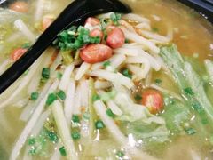 -龙记桂林米粉(财满街店)