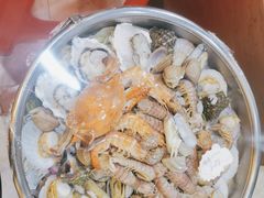 -鑫渔港海鲜本地菜·山海关浑锅(东戴河店)