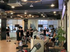 -豪逸健体(中骏广场店)