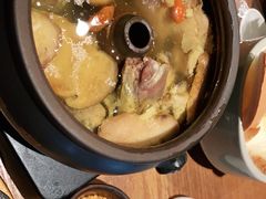 -云海肴·汽锅鸡·云南菜(天山百盛优客店)