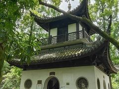 -汇龙潭