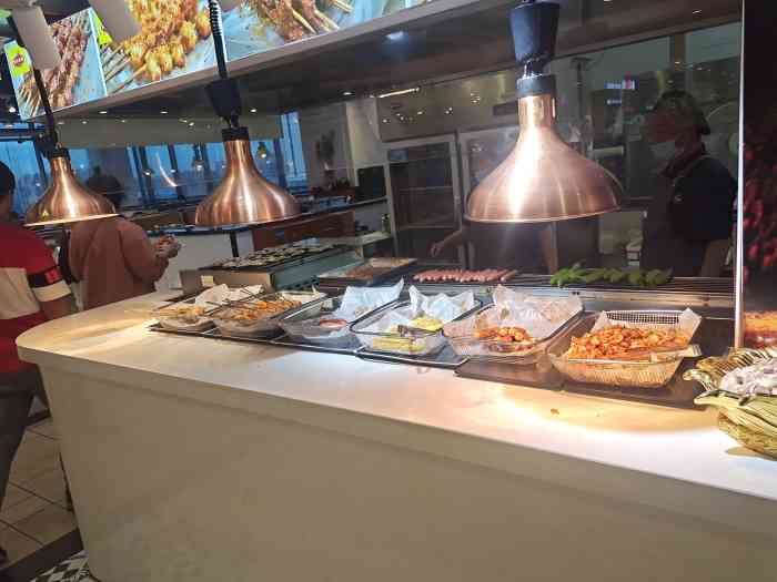 阿尔卑斯比萨自助西餐厅(中东砂之船店)-"桂林路的阿尔卑斯环境一般人