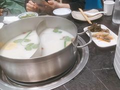 -江小渔鲜鱼火锅(西二道街店)