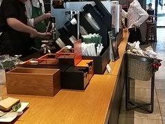 -星巴克(广州百信广场东区店)