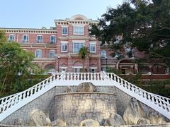 -香港大学