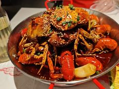 -肥肥虾庄·金牌油焖大虾(汉街SKP店)