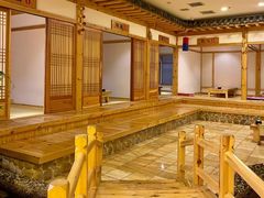 -恒坤北纬42度温泉洗浴(公园路店)