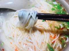 -亮亮拉面(师范路店)