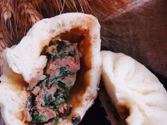 猪肉韭菜包-老陶包子铺(南大西南村店)