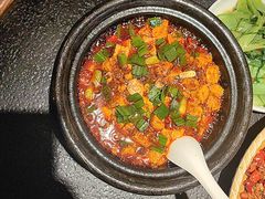 -万重锦·人文川菜馆(骡马市店)