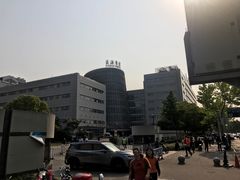 -上海长海医院-地下停车场