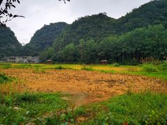 -高荡千年布依古寨旅游景区