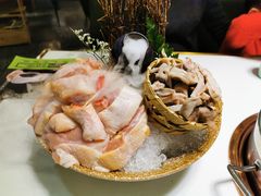 -洪氏嗨捞·猪肚鸡火锅(阳光天地店)