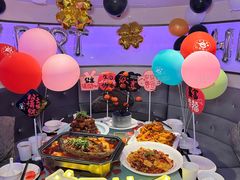 -巴特餐饮6加1音乐餐吧·新疆菜