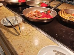 自助取餐区-大中华希尔顿酒店-念自助餐·嗨啤·小龙虾