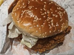 香辣鸡腿堡-肯德基(东直门来福士店)