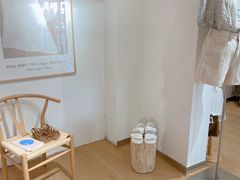 -nana showroom娜娜家服装店