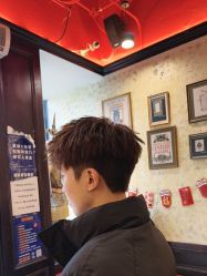 -东方先生国潮男士理发馆