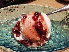 红豆草莓雪糕-小山日本料理(太古汇店)